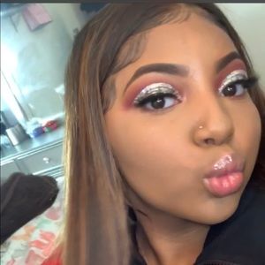 Meet your Posher, Jada